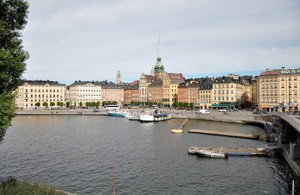 bild på Semestertips: 24 vinbarer i Stockholm