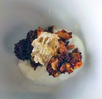 bild på Kockens tips från Jan Lööv – Glutenfri granola med quinoa, lönnsirap, kanel, jordnötter och pecannötter