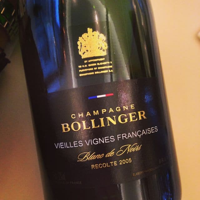 bild på Lyxiga fredagsbubblor från Bollinger och Henriot