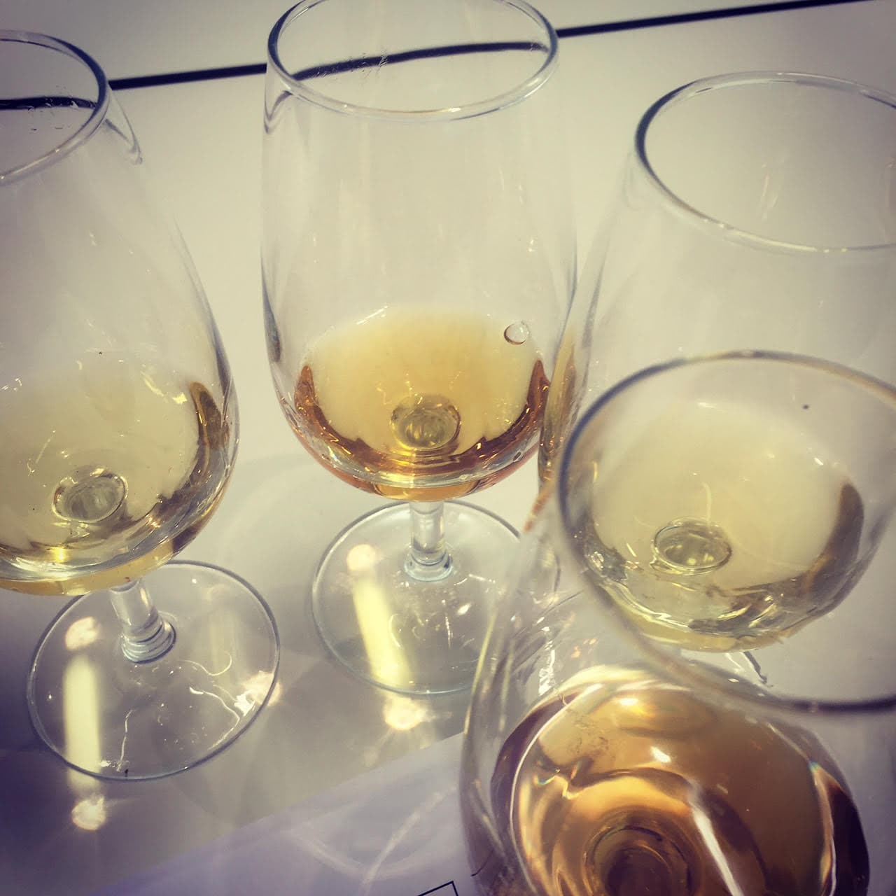 bild på Vinprovarskola – chardonnay 
