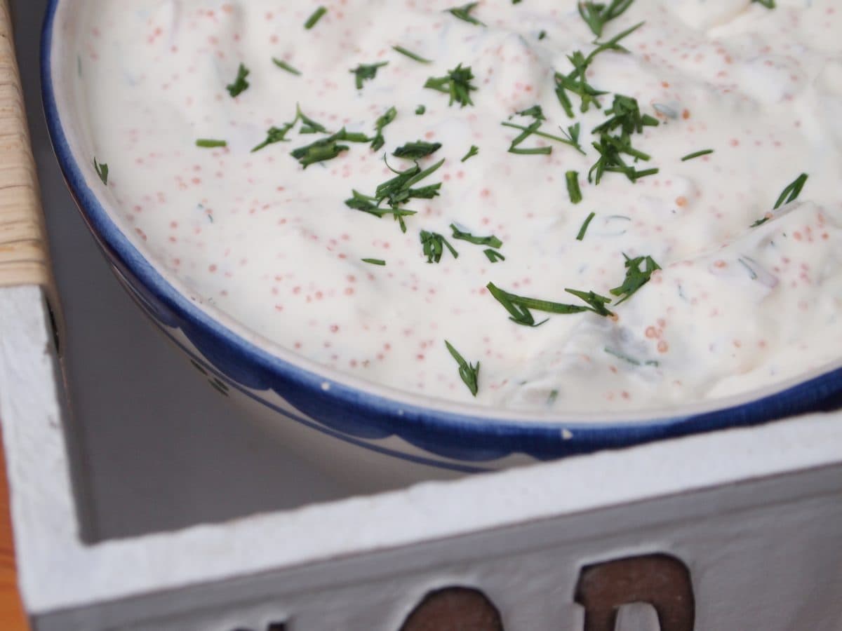 Skärgårdssill med rom, citron och dill