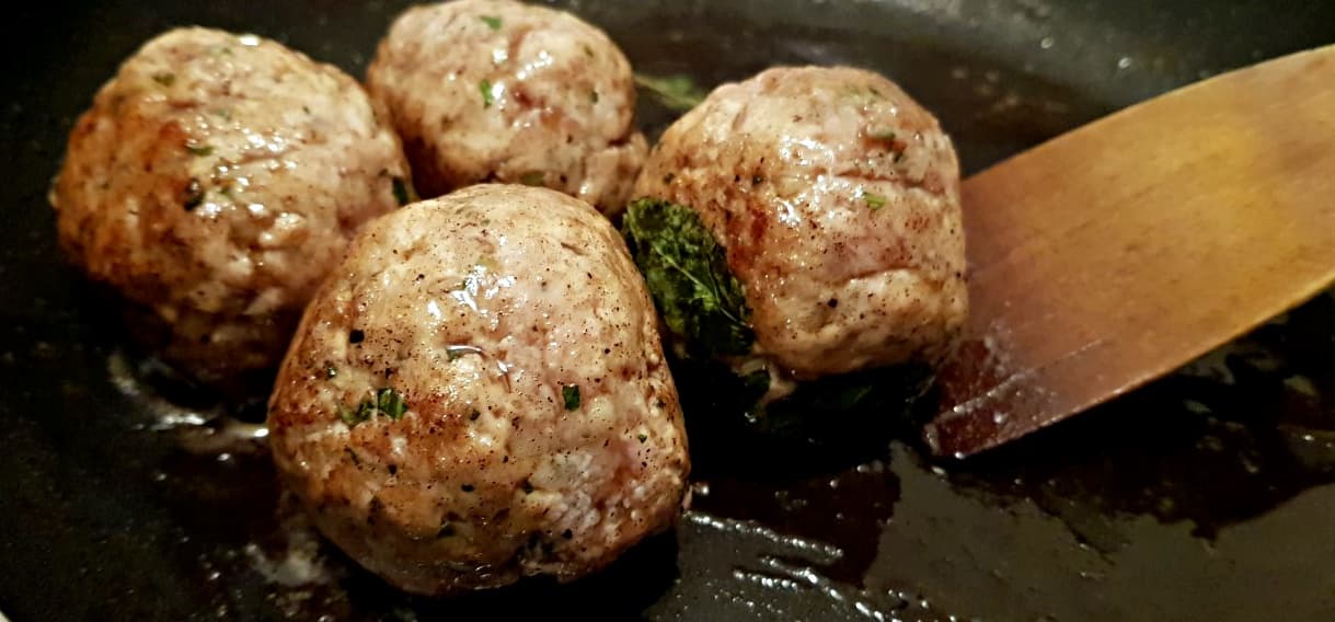 Köttbullar