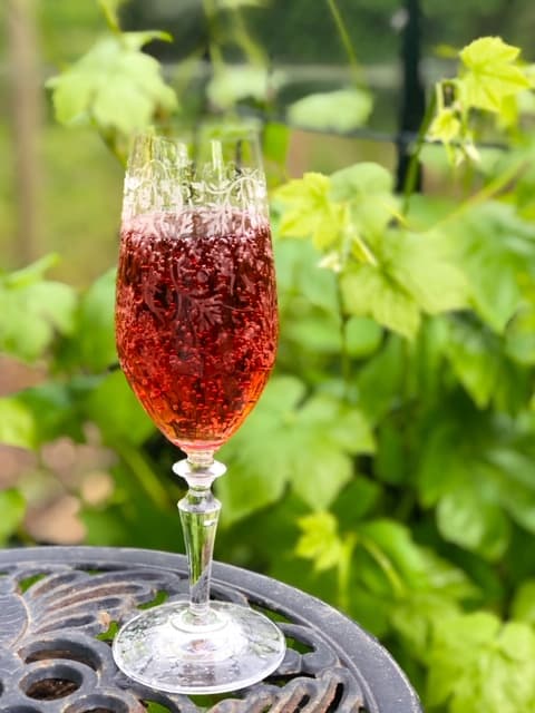 bild på Sommarens enkla cocktails med Kirschlikör