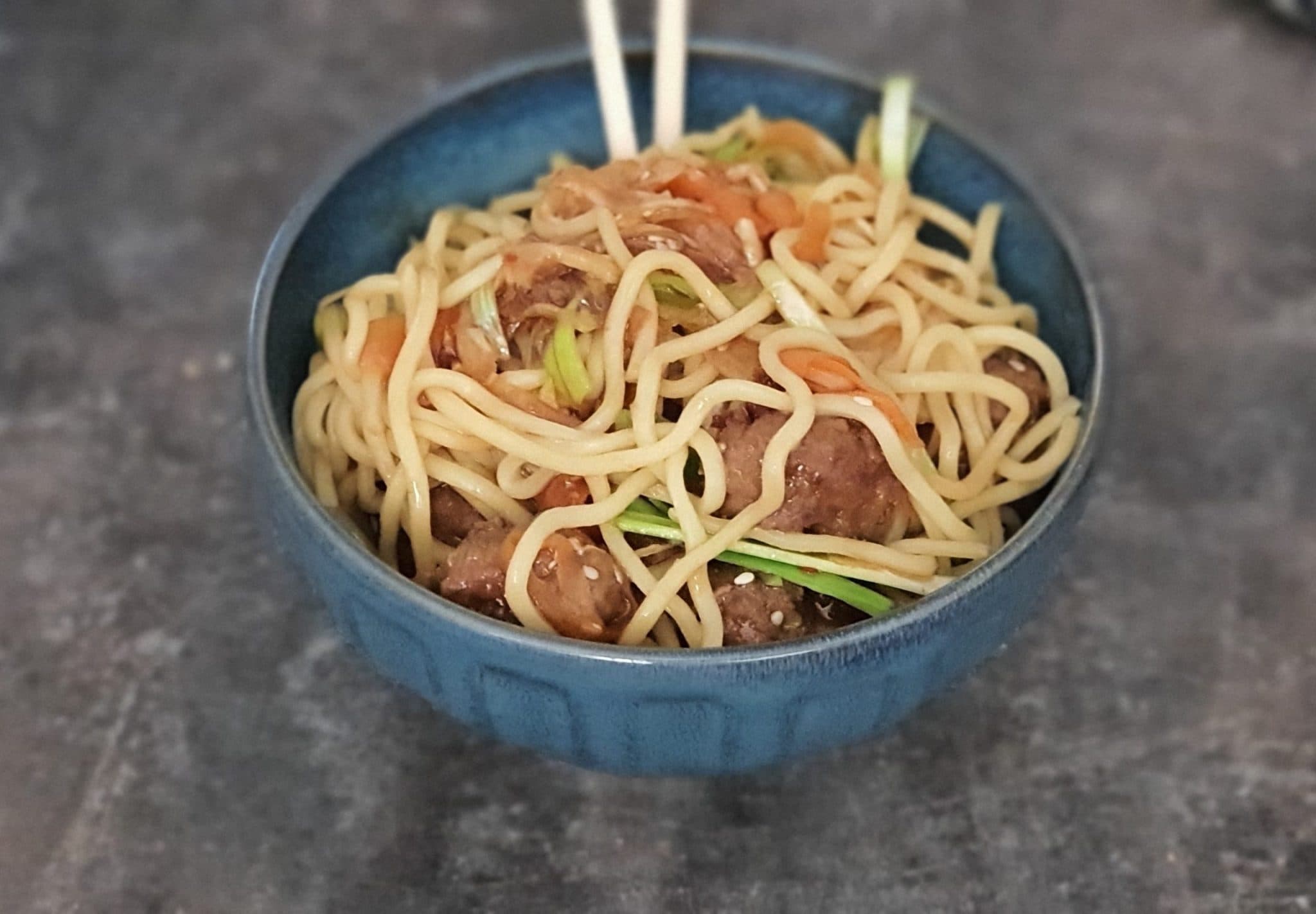 Vardagsmat i kinesisk stil. General Tso’s köttbullar