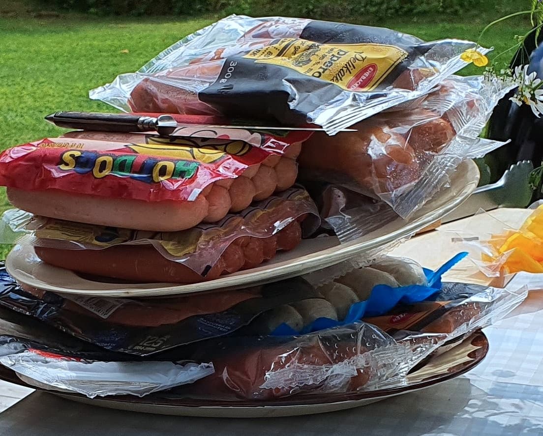 Röda droppar vid grillen